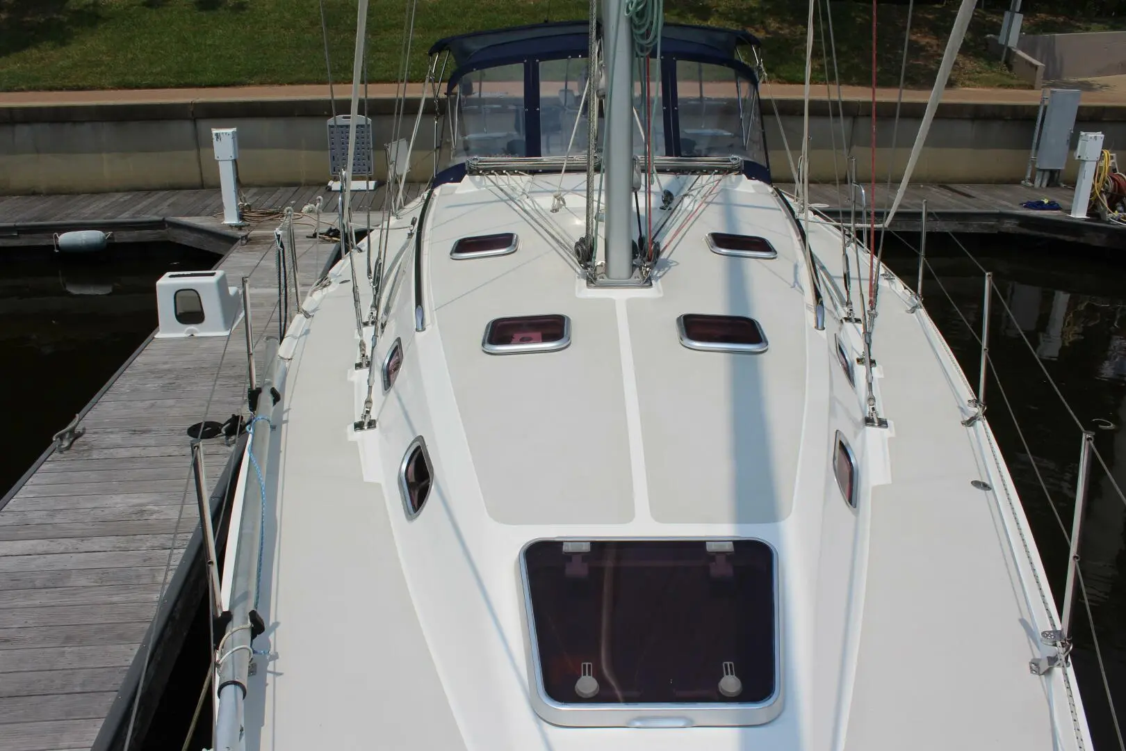 2005 Catalina 387