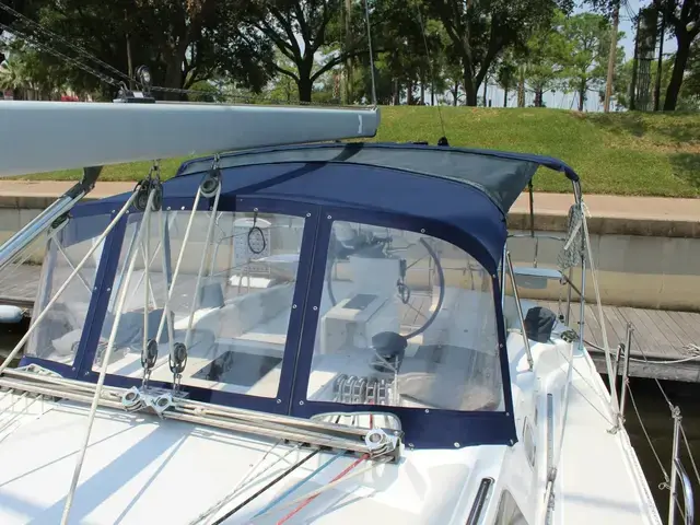 Catalina 387