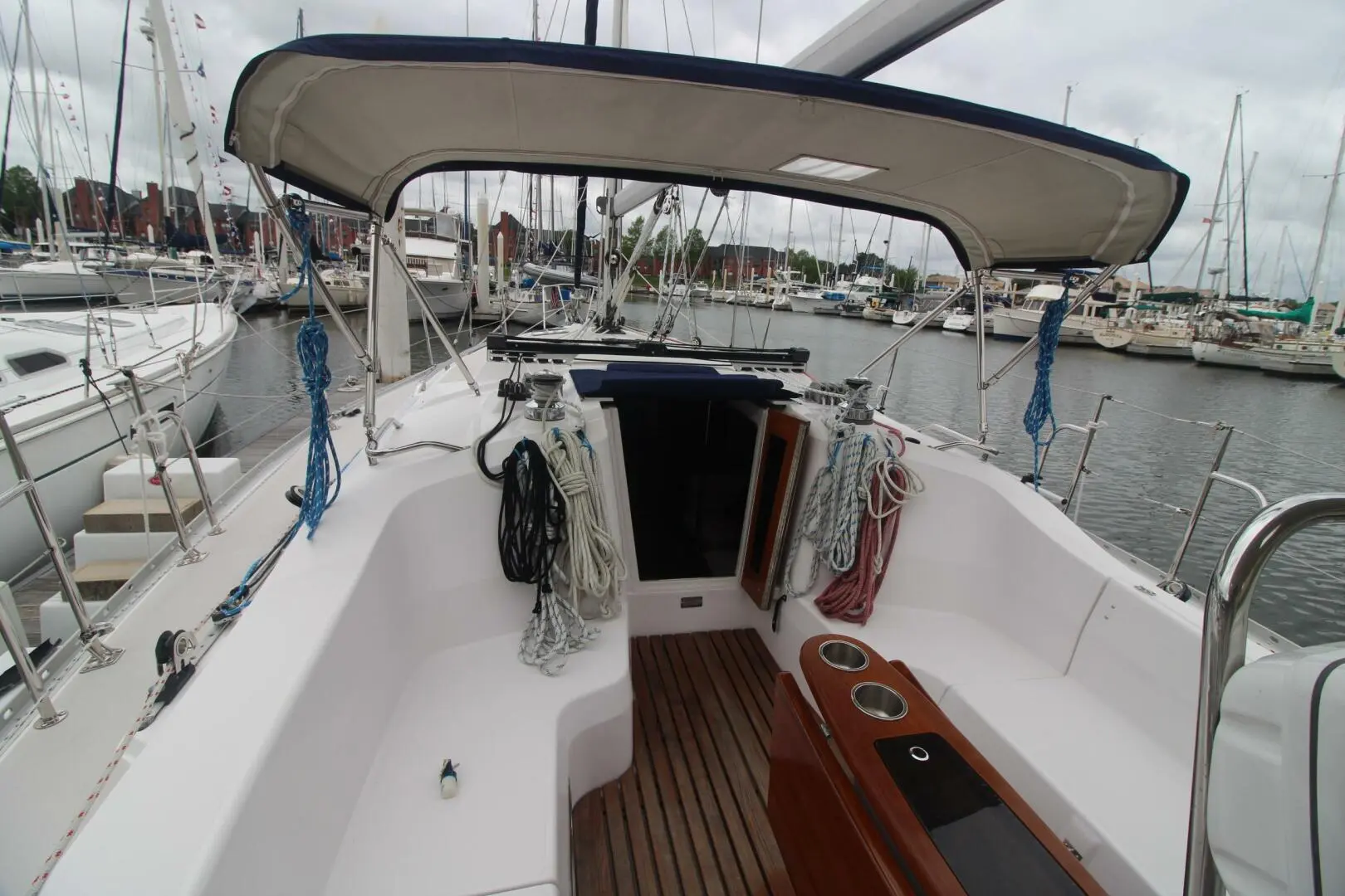 2014 Catalina 385