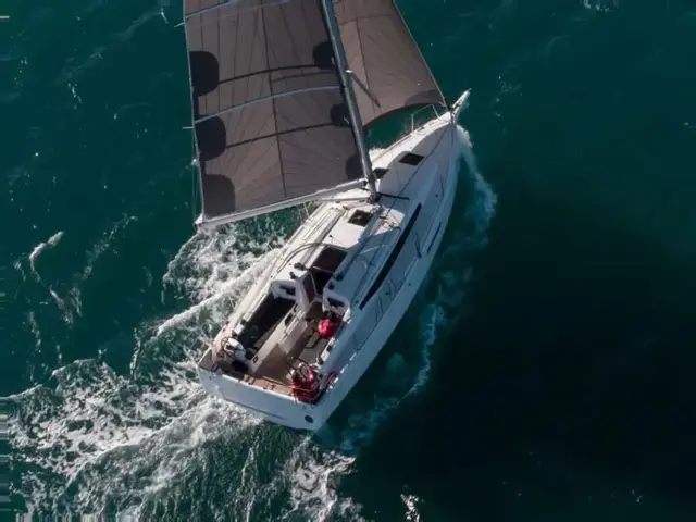 Jeanneau Sun Odyssey 380