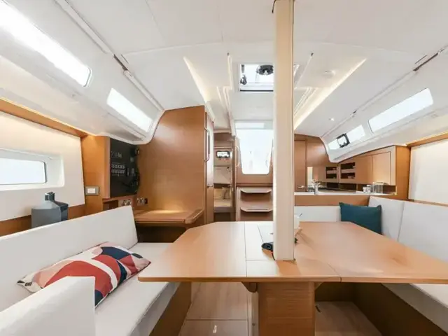 Jeanneau Sun Odyssey 380