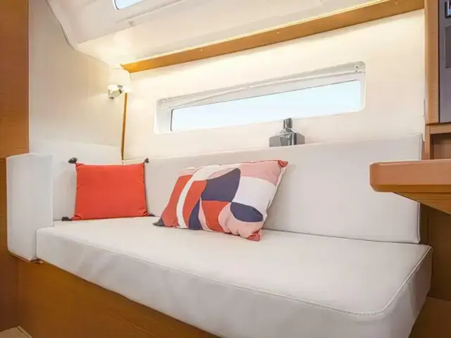 Jeanneau Sun Odyssey 380