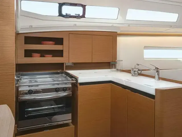 Jeanneau Sun Odyssey 380