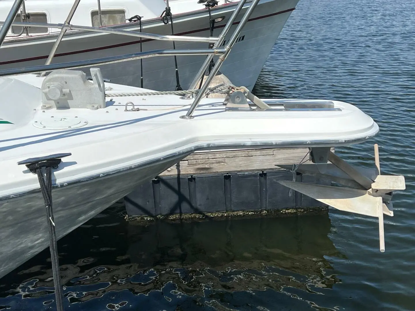 1996 Sea Ray 370 aft cabin