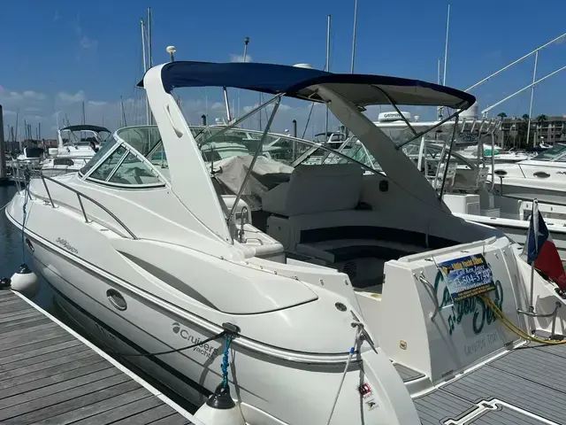 Cruisers Yachts 340 Express