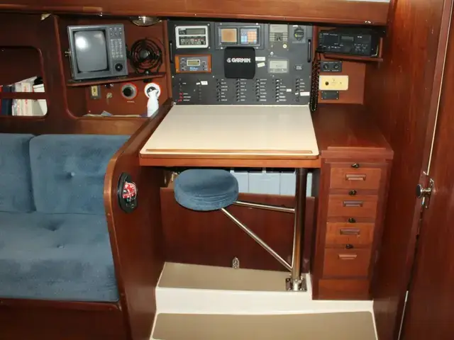 Freedom Marine 36