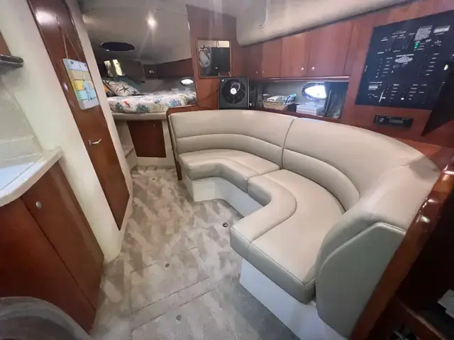 Cruisers Yachts 340 Express