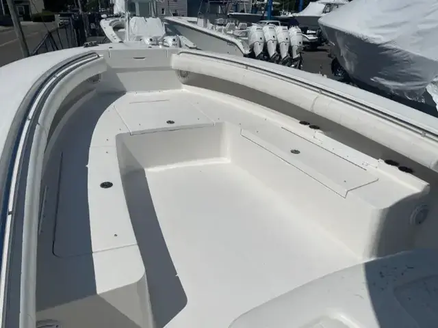 Regulator Boats 34CC