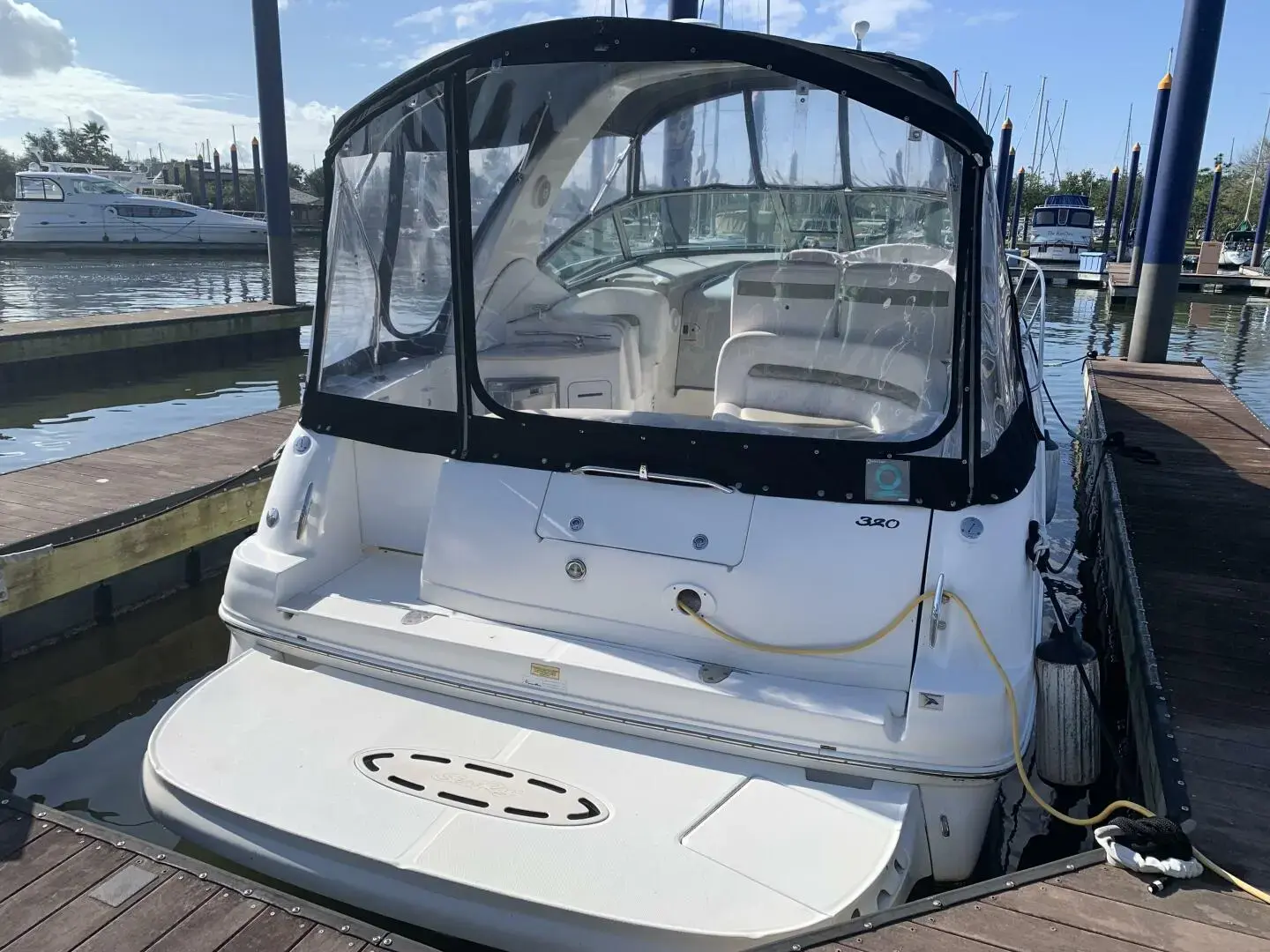 2007 Sea Ray 320 sundancer