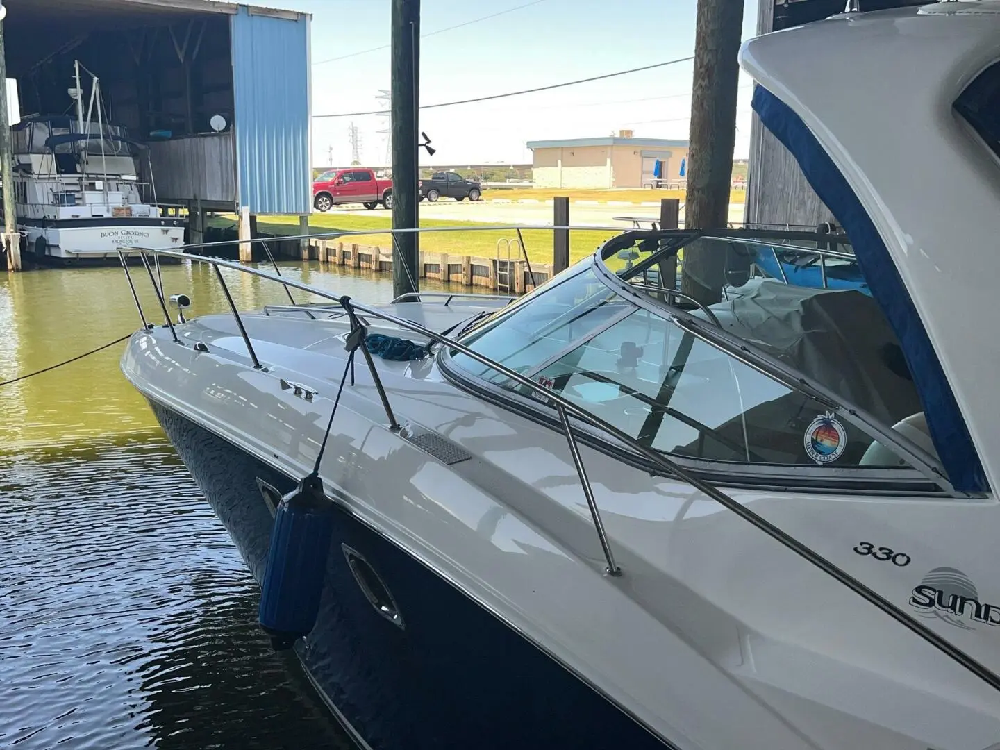 2008 Sea Ray sundancer 330