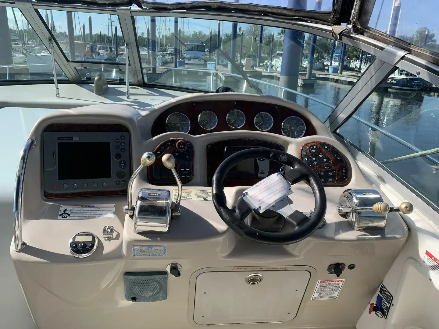 2007 Sea Ray 320 sundancer