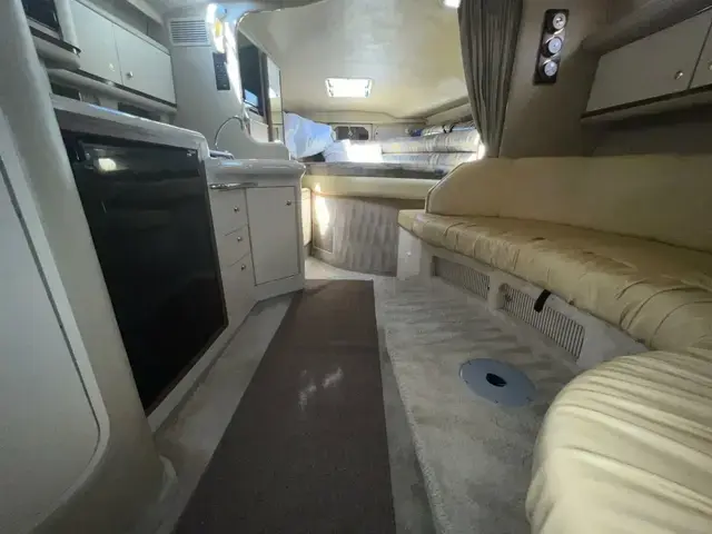 Sea Ray Sundancer 330