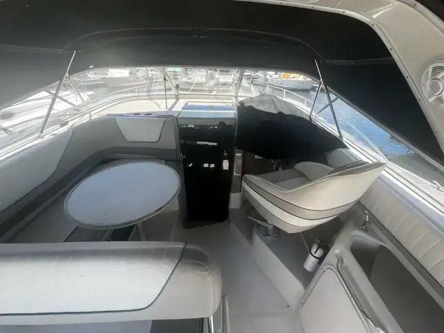 Bayliner Avanti 3255