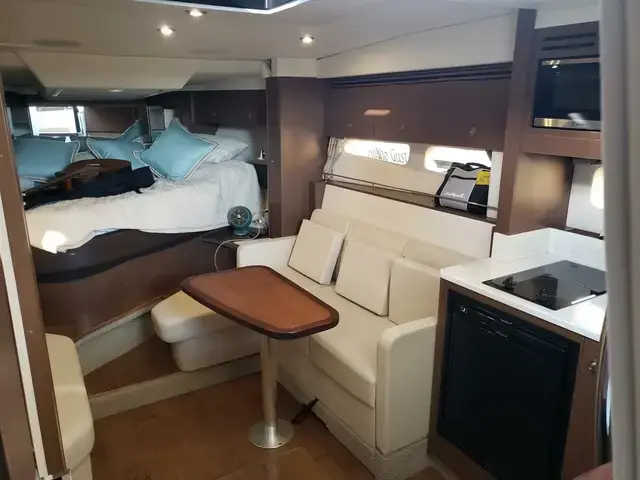 Sea Ray Sundancer 350 Coupe