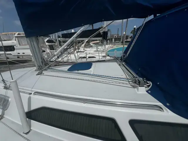 Catalina 320