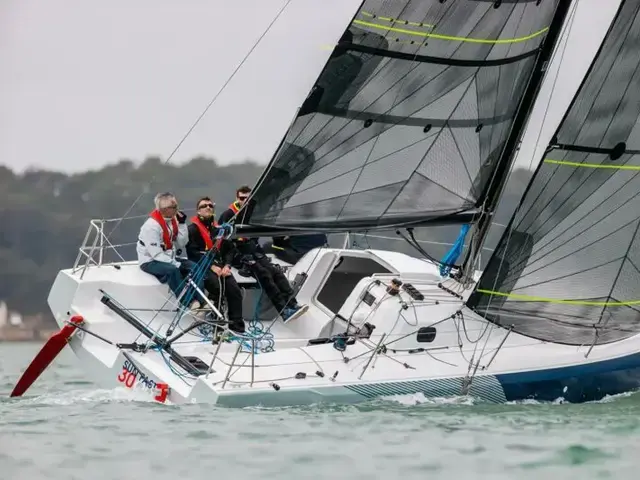 Jeanneau Sun Fast 30 One Design