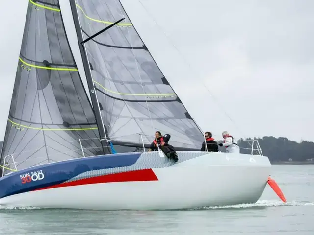 Jeanneau Sun Fast 30 One Design