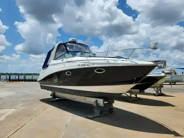 Rinker Express Cruiser 260