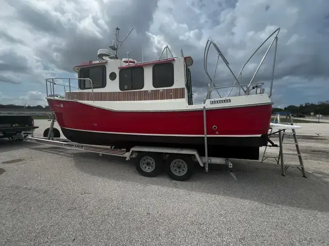 Ranger Tugs R-25