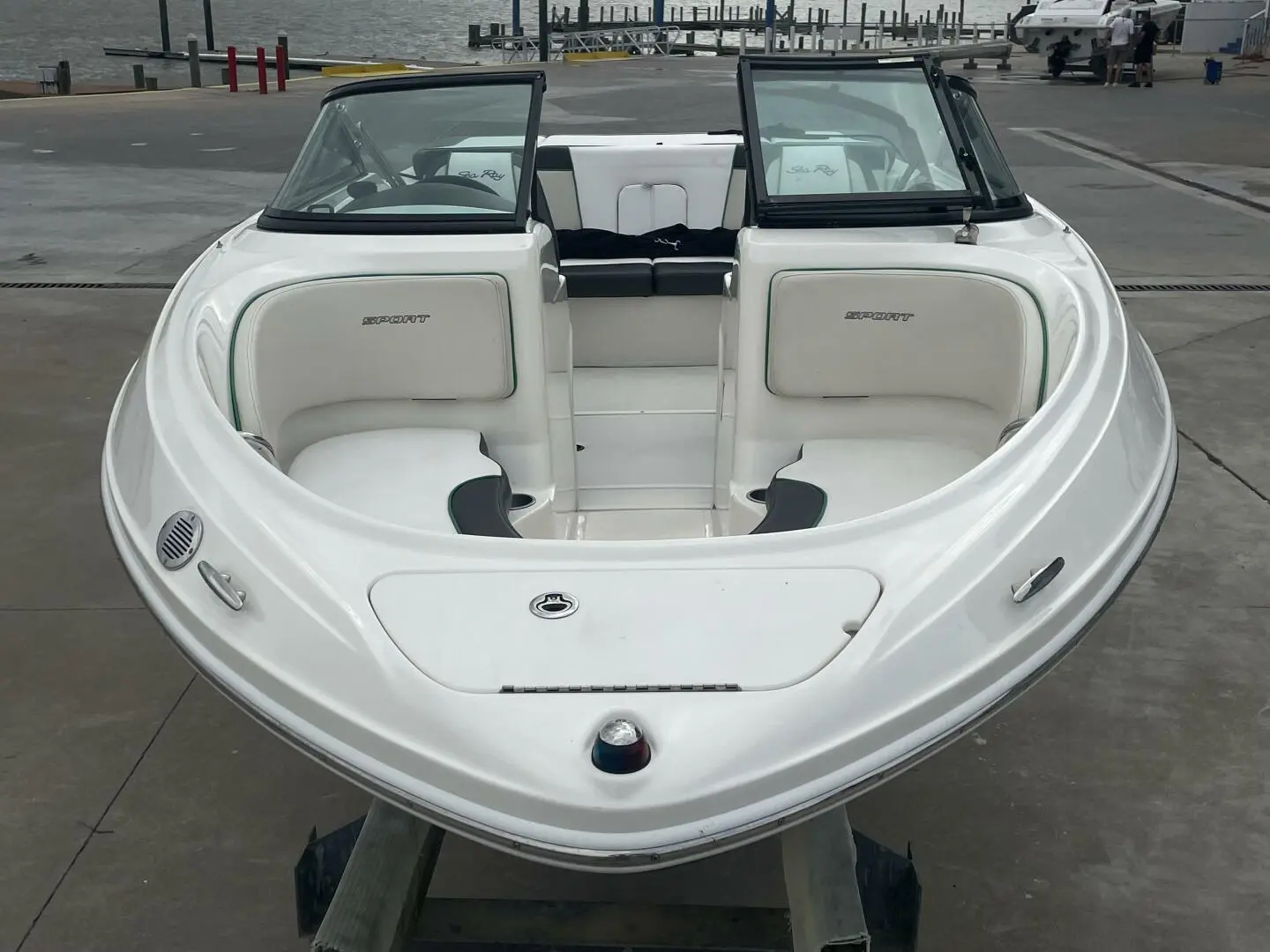 2014 Sea Ray 205 sport