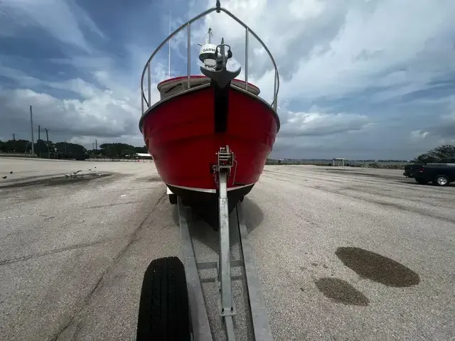 Ranger Tugs R-25