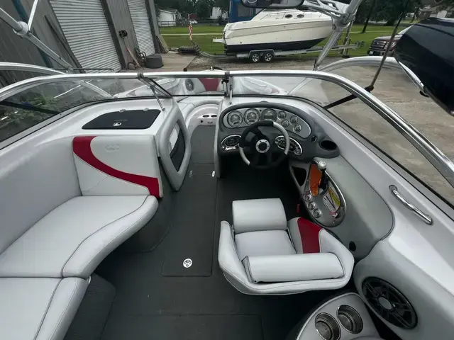 Correct Craft Boats Air Nautique 226