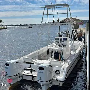 2005 Twin Vee Boats pilot