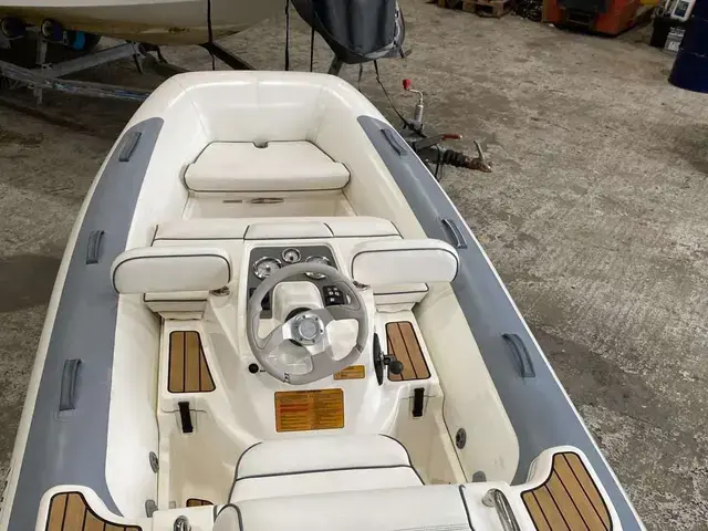 Williams Jet Tenders Turbo Jet 325 Sport