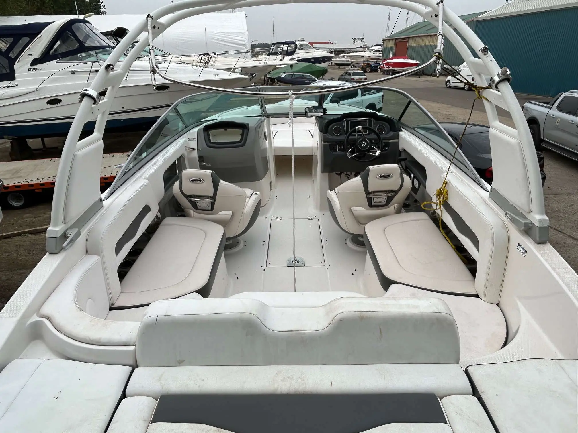 2018 Chaparral 246 surf