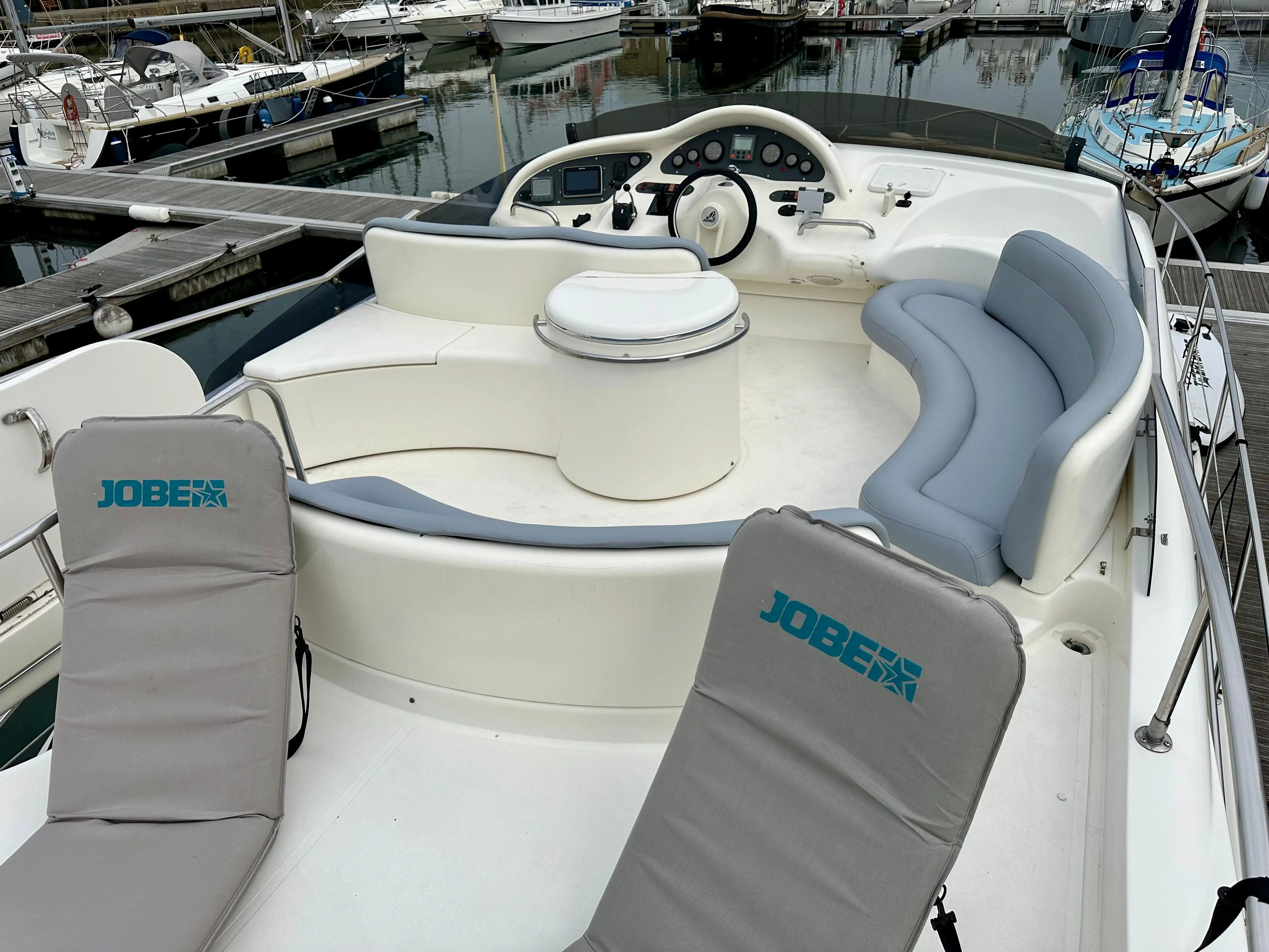 1999 Azimut 46