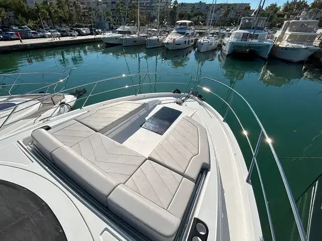 Sunseeker Predator 55 EVO