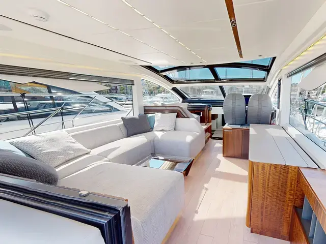 Sunseeker Predator 55 EVO