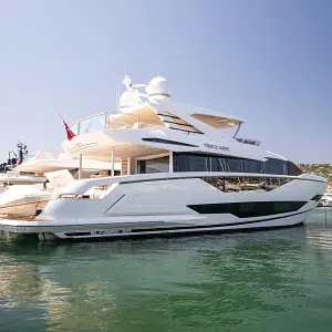 2022 Sunseeker 90 Ocean