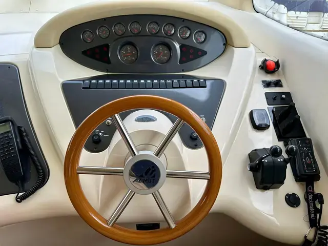 Azimut 46