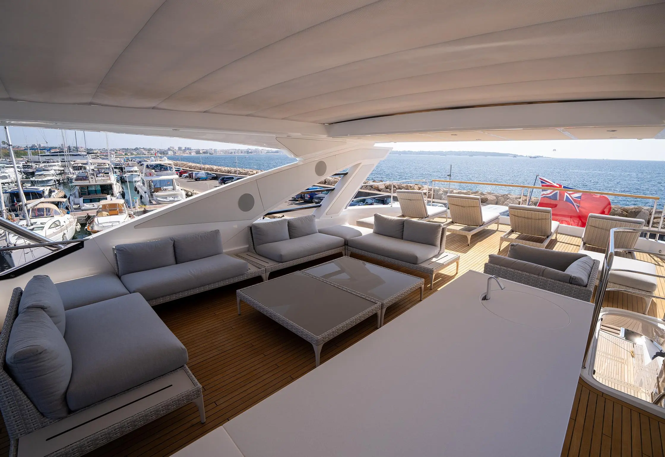 2022 Sunseeker ocean 90