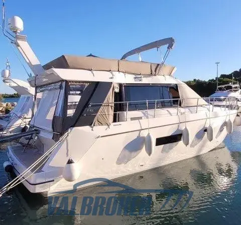 2012 Sealine f42