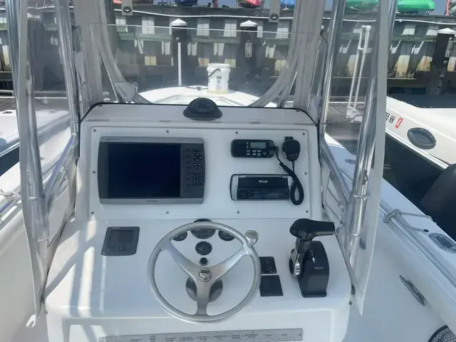 SeaCraft 23 Center Console