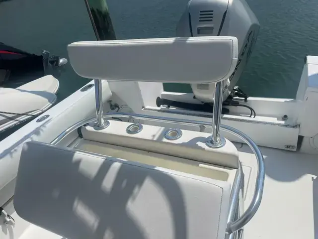 SeaCraft 23 Center Console