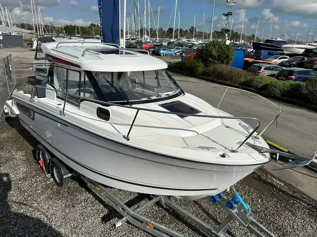 Jeanneau Merry Fisher 695 Series 2