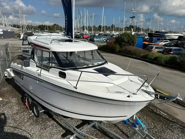 Jeanneau Merry Fisher 695 Series 2