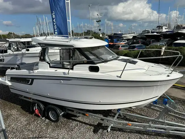 Jeanneau Merry Fisher 695 Series 2