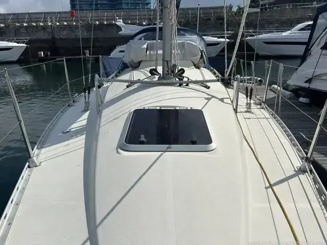 Hanse 301