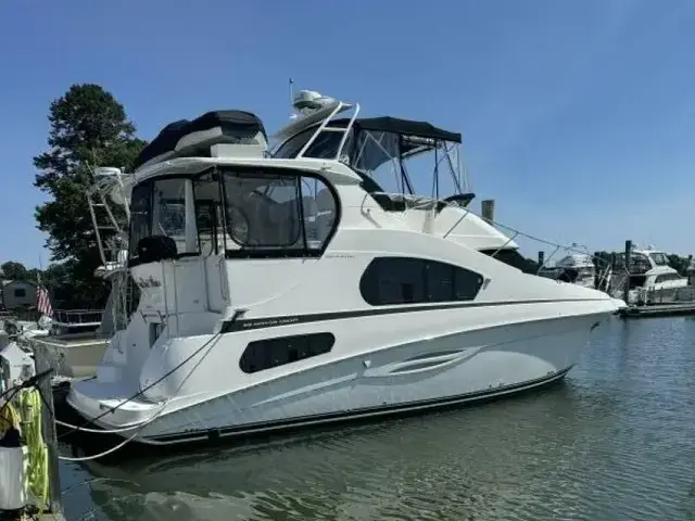 Silverton 39 Motor Yacht