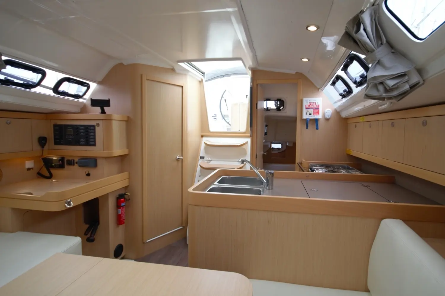 2017 Beneteau oceanis 31