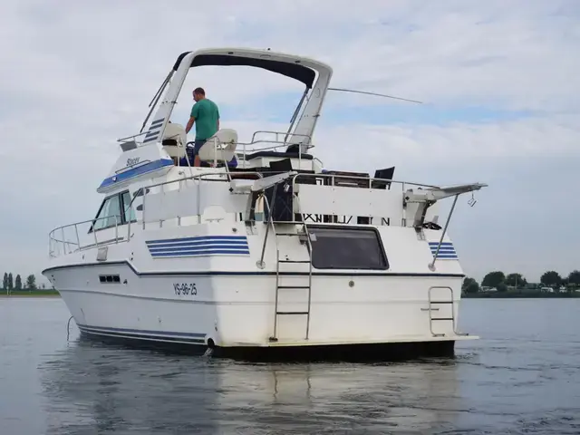 Sea Ray 415 Aft Cabin