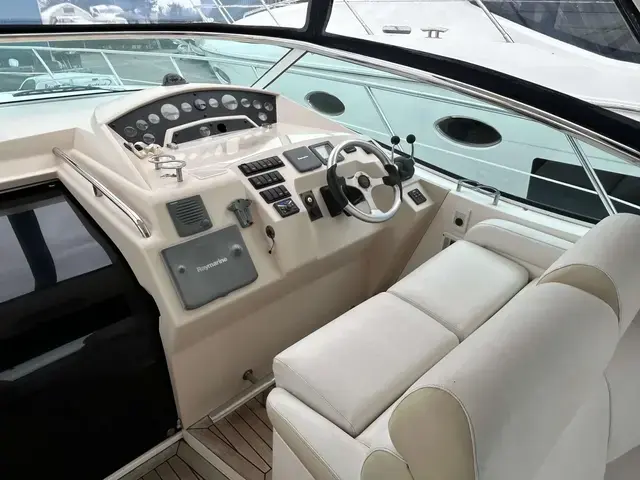 Sealine S 38