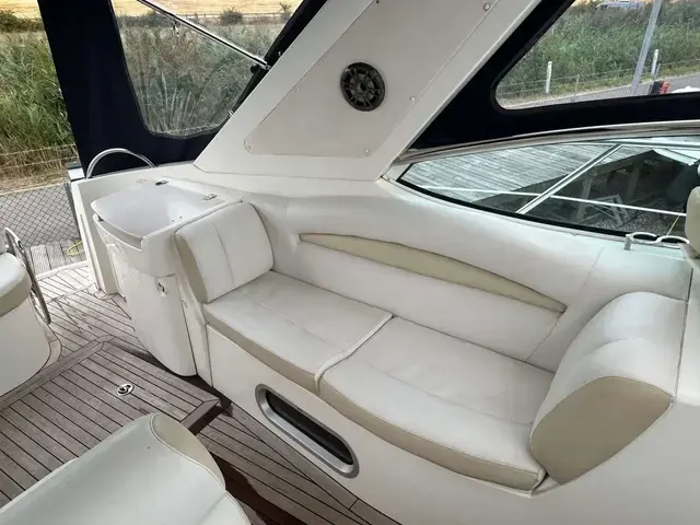 Sealine S 38