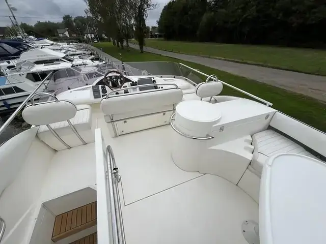 Fairline Phantom 46