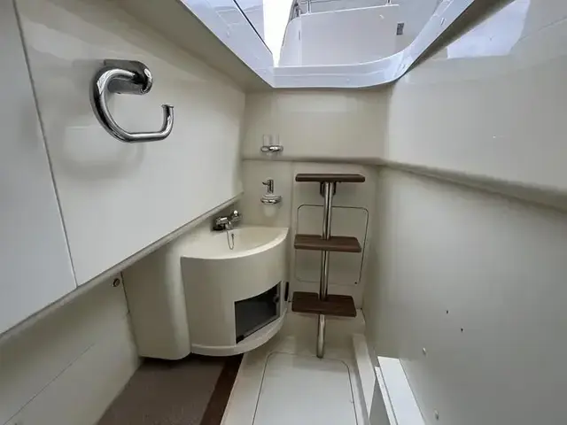 Fairline Phantom 46