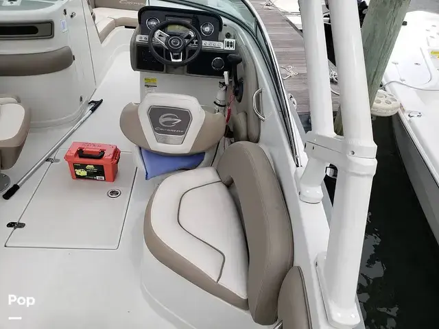 Crownline E235XS